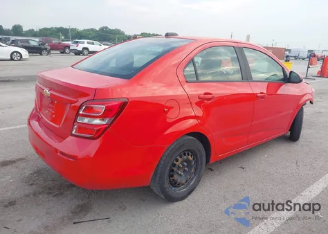 2017 Chevrolet Sonic Ls Auto z USA, uszkodzony, nr VIN 1G1JB5SHXH4144411